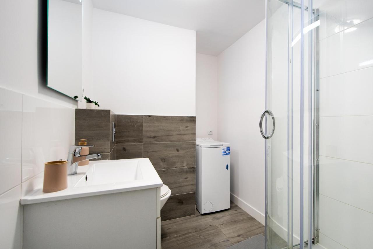 Central Family Apartment Варшава Екстериор снимка